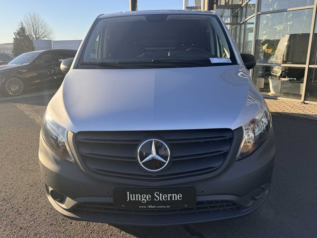 Mercedes-Benz eVito 112 Audio 30 Sitzheizung Kamera Tempomat - Furgoneta pequeña, Furgoneta eléctrica: foto 2 Mercedes-Benz eVito 112 Audio 30 Sitzheizung Kamera Tempomat - Furgoneta pequeña, Furgoneta eléctrica: foto 2