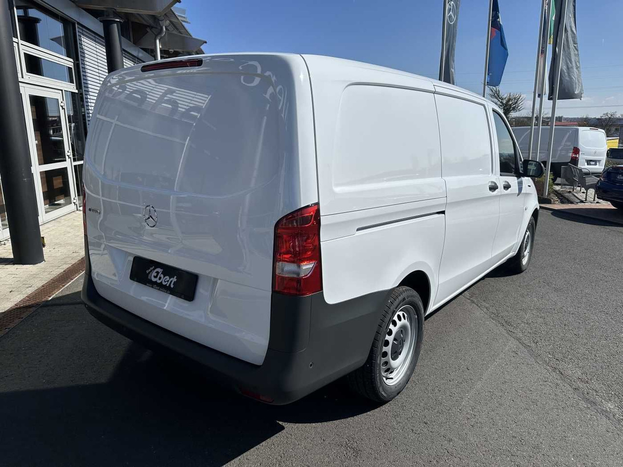 Mercedes-Benz eVito 112 Klima Kamera Audio 30 Sitzheiz Tempom. - Furgoneta pequeña, Furgoneta eléctrica: foto 4 Mercedes-Benz eVito 112 Klima Kamera Audio 30 Sitzheiz Tempom. - Furgoneta pequeña, Furgoneta eléctrica: foto 4