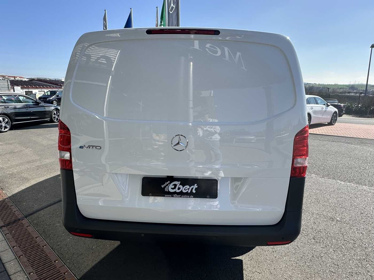Mercedes-Benz eVito 112 Klima Kamera Audio 30 Sitzheiz Tempom. - Furgoneta pequeña, Furgoneta eléctrica: foto 5 Mercedes-Benz eVito 112 Klima Kamera Audio 30 Sitzheiz Tempom. - Furgoneta pequeña, Furgoneta eléctrica: foto 5