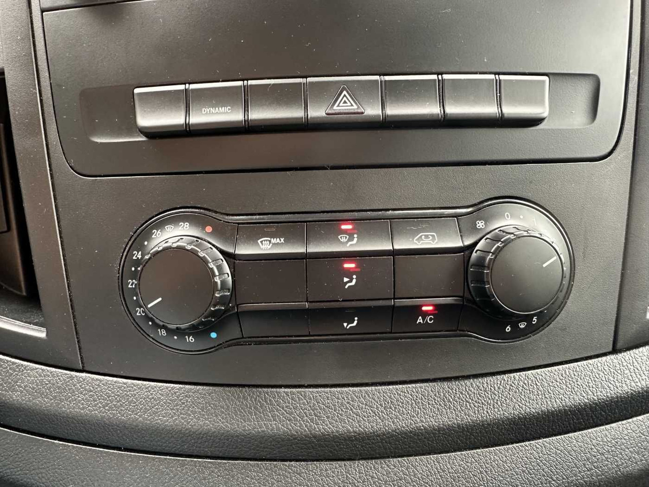Leasing de  Mercedes-Benz eVito 112 Klima Kamera Navi SHZ Tempomat Mercedes-Benz eVito 112 Klima Kamera Navi SHZ Tempomat: foto 14