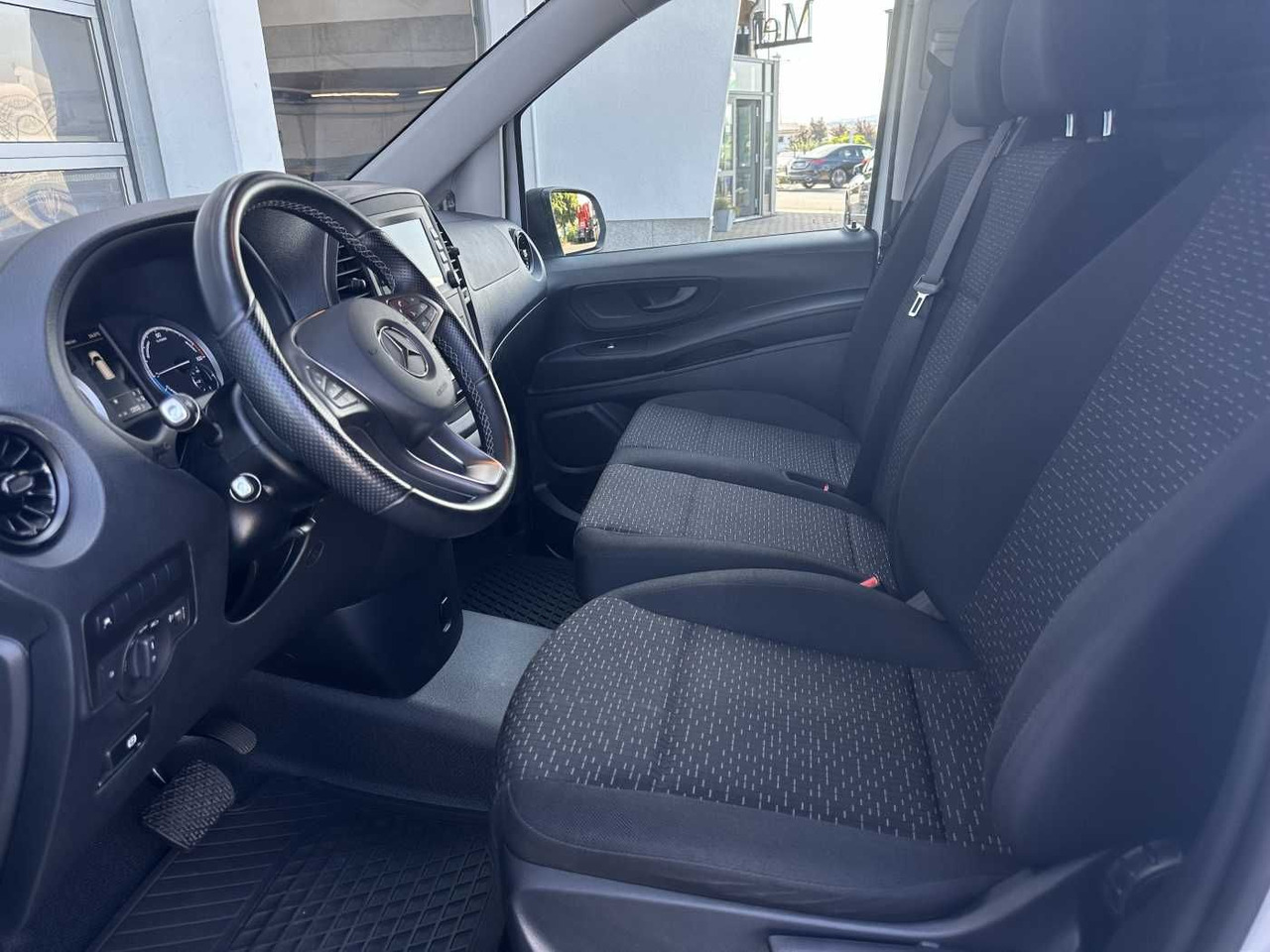 Furgoneta pequeña, Furgoneta eléctrica Mercedes-Benz eVito 112 Klima Kamera Navi SHZ Tempomat: foto 8