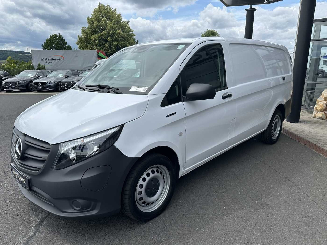 Mercedes-Benz eVito 112 Klima Kamera Navi SHZ Tempomat - Furgoneta pequeña, Furgoneta eléctrica: foto 3 Mercedes-Benz eVito 112 Klima Kamera Navi SHZ Tempomat - Furgoneta pequeña, Furgoneta eléctrica: foto 3