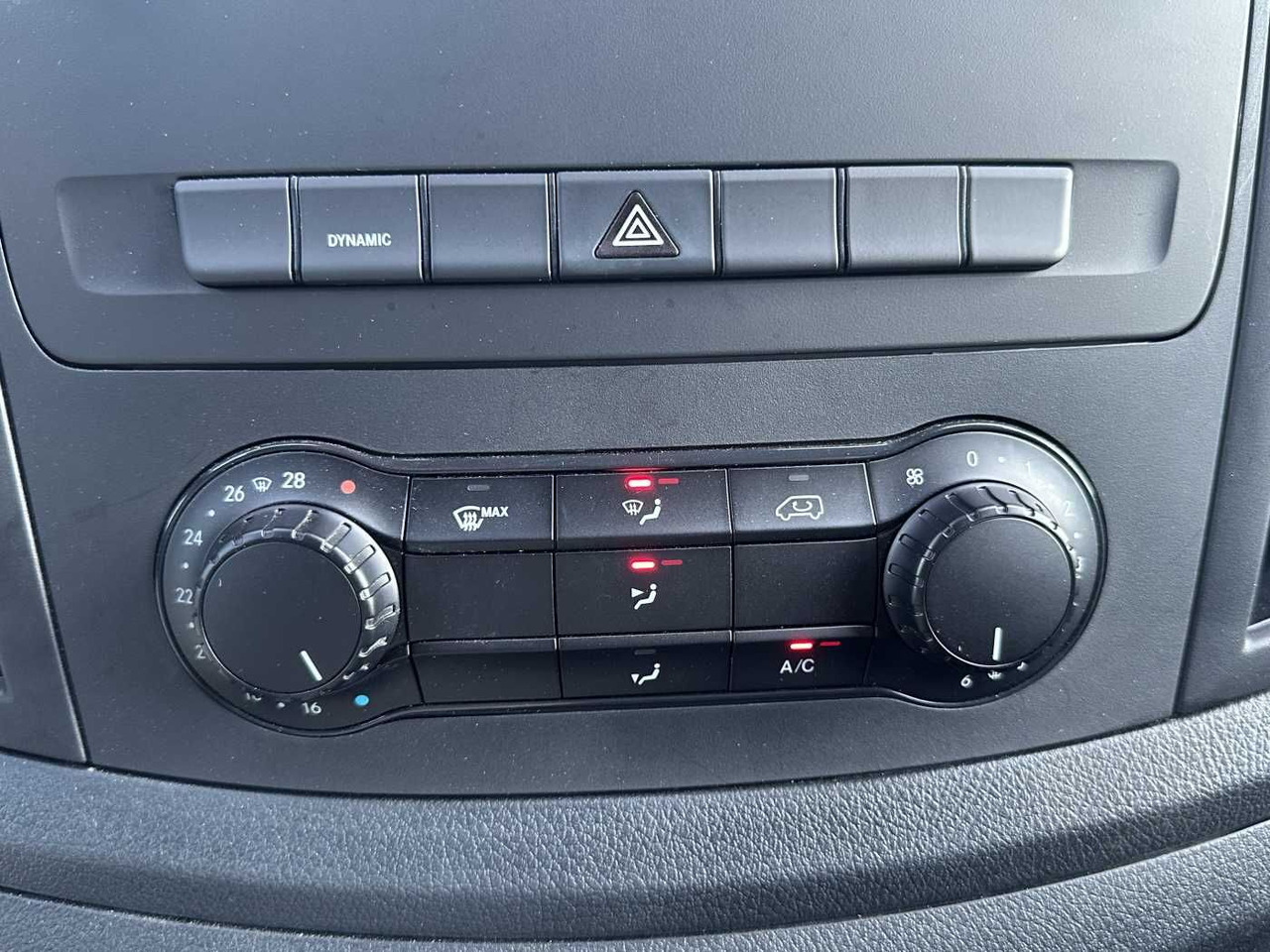 Furgoneta pequeña, Furgoneta eléctrica Mercedes-Benz eVito 112 Klima Kamera Navi SHZ Tempomat: foto 15