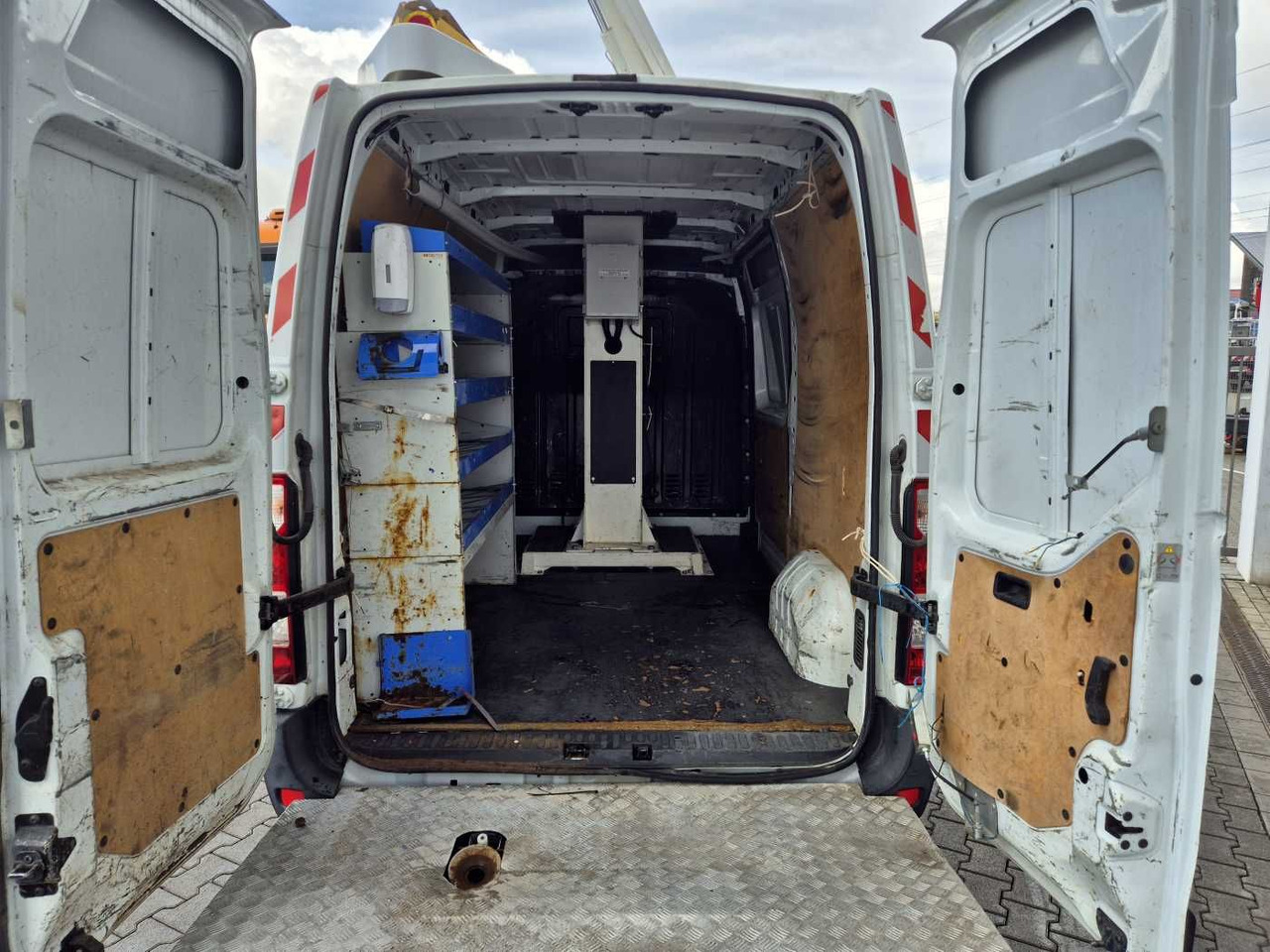 Opel Movano 2.3 CDTI /KLUBB K32, 12,5m - Camión con plataforma elevadora: foto 5 Opel Movano 2.3 CDTI /KLUBB K32, 12,5m - Camión con plataforma elevadora: foto 5