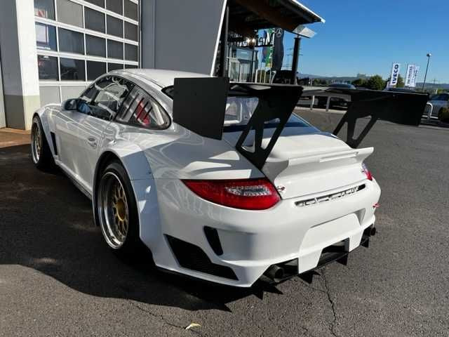 Coche Porsche 997 GT2 RSR Rennwagen: foto 7