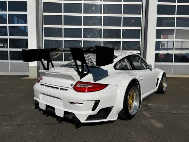 Coche Porsche 997 GT2 RSR Rennwagen: foto 8