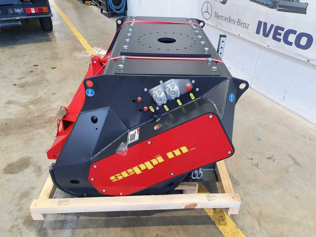 Seppi M. BMS 125 / 13-30t /Forstmulcher/lagernd! - Trituradora forestal: foto 4 Seppi M. BMS 125 / 13-30t /Forstmulcher/lagernd! - Trituradora forestal: foto 4
