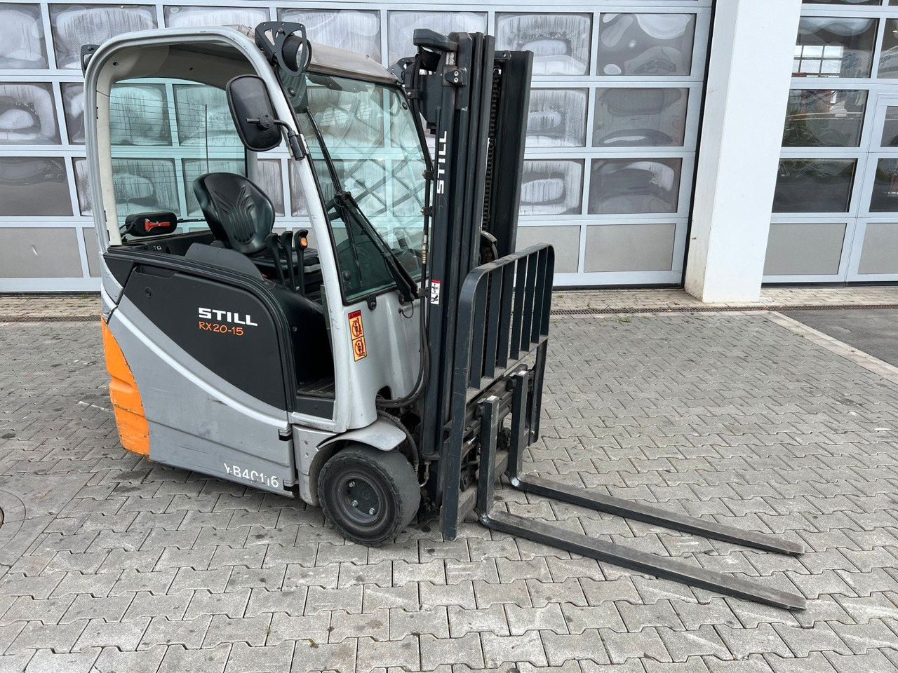 Still RX 20-14 / Triplex: 4,3m / 1.447h / SS / 03.2020 - Carretilla elevadora eléctrica: foto 2 Still RX 20-14 / Triplex: 4,3m / 1.447h / SS / 03.2020 - Carretilla elevadora eléctrica: foto 2