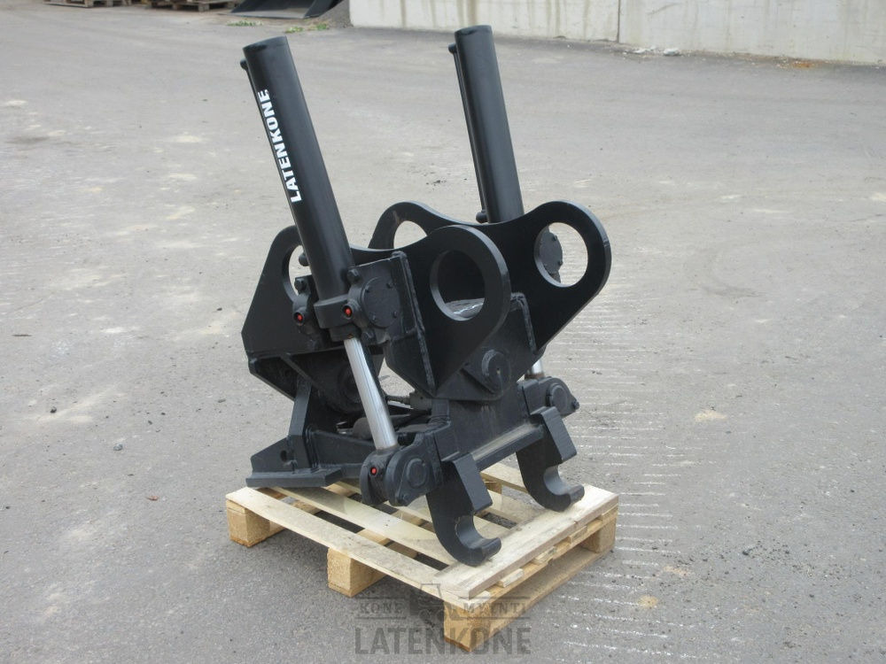 Laten Kallistuva pikaliitin NTP10 18-20ton hyd. TS - Acoplamiento rápido para Maquinaria de construcción: foto 1 Laten Kallistuva pikaliitin NTP10 18-20ton hyd. TS - Acoplamiento rápido para Maquinaria de construcción: foto 1