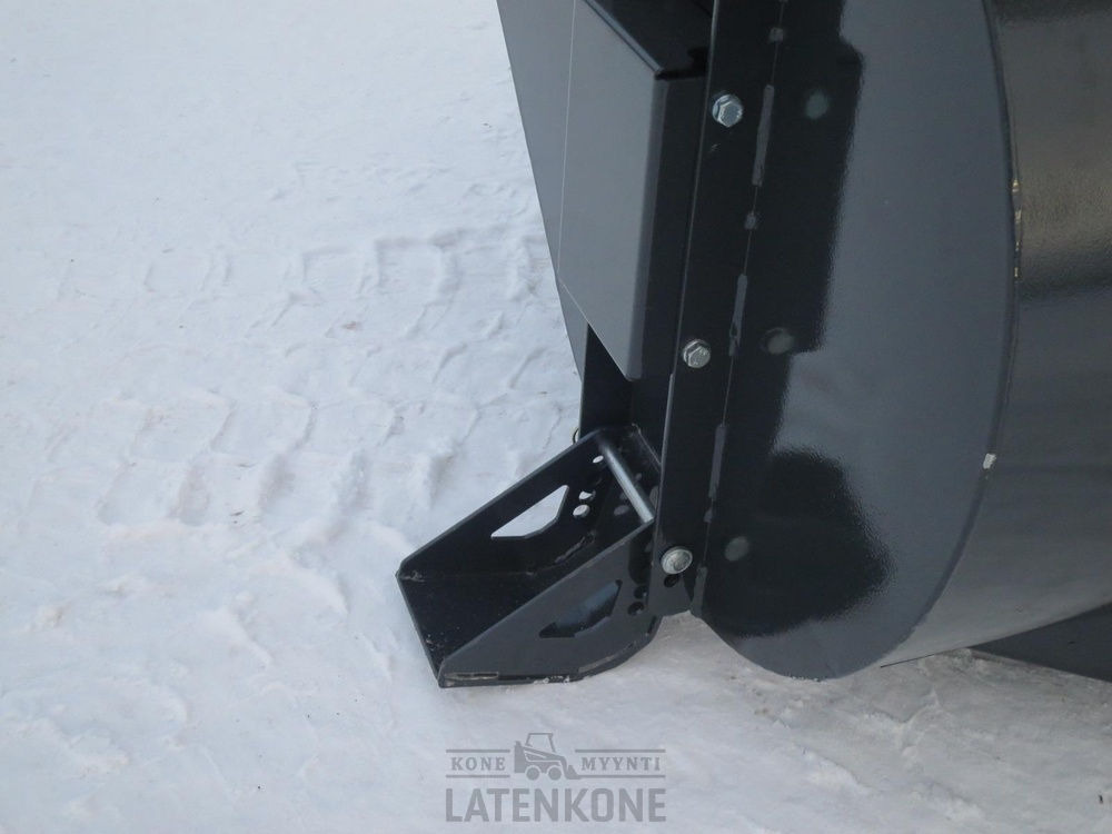 Soplador de nieve Padagas Traktorin Lumilinko SBV-2250: foto 14
