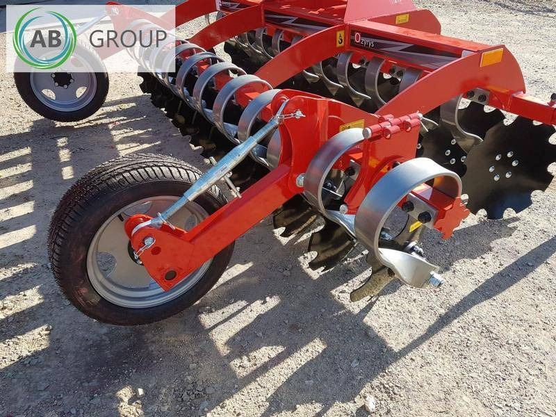 Awemak front-mounted disc harrow OZYRYS BTF 30 - Rastras: foto 4 Awemak front-mounted disc harrow OZYRYS BTF 30 - Rastras: foto 4