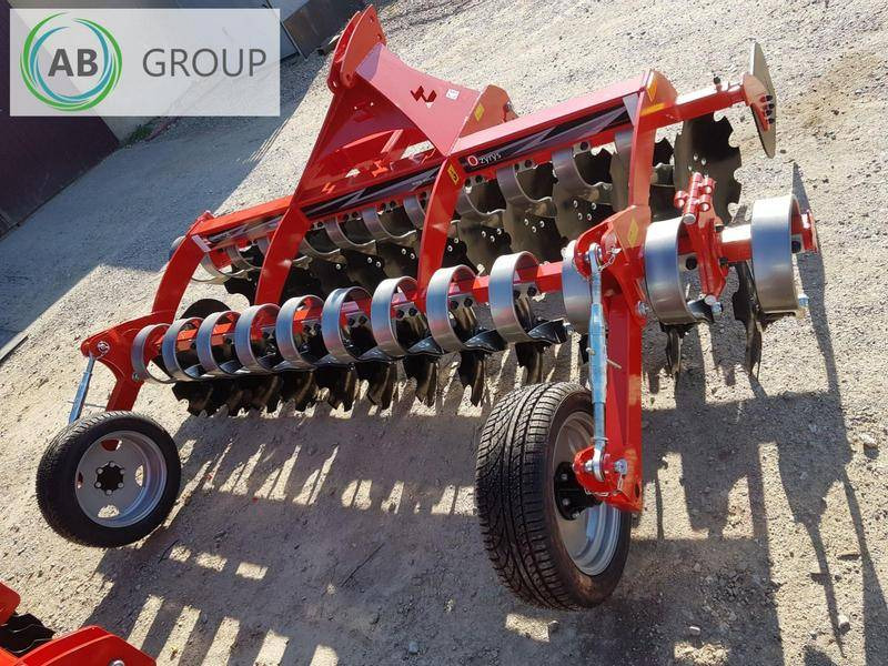 Awemak front-mounted disc harrow OZYRYS BTF 30 - Rastras: foto 3 Awemak front-mounted disc harrow OZYRYS BTF 30 - Rastras: foto 3