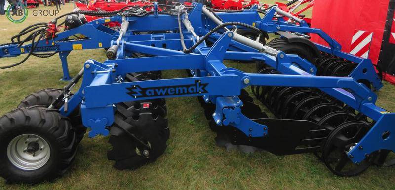 Awemak hydraulically folding heavy disc harrow Goliath CBTHD60, 6 m - Rastras: foto 3 Awemak hydraulically folding heavy disc harrow Goliath CBTHD60, 6 m - Rastras: foto 3
