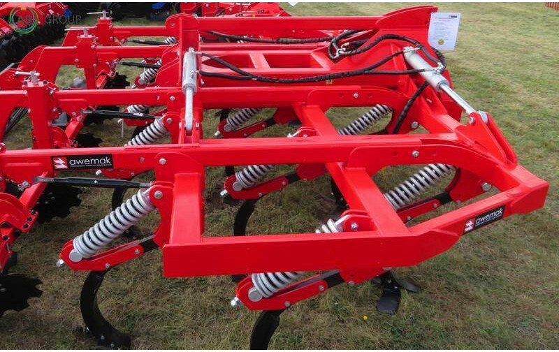 Awemak kultywator bezorkowy składany hydraulicznie Matado - Cultivador: foto 4 Awemak kultywator bezorkowy składany hydraulicznie Matado - Cultivador: foto 4