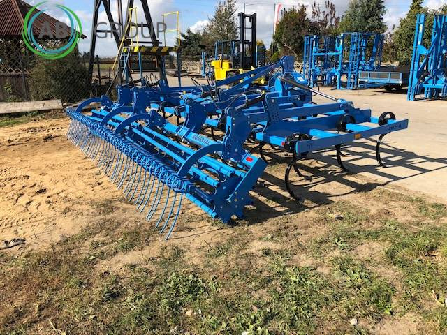 Cultivator and stubble cultivator hydraulically folded 5 m Agristal KUŚ - Equipo para trabajo del suelo: foto 3 Cultivator and stubble cultivator hydraulically folded 5 m Agristal KUŚ - Equipo para trabajo del suelo: foto 3