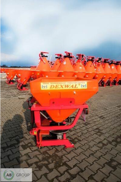 Dexwal rozsiewacz nawozu Tornado Duo 850 l/1200 kg - Esparcidor de fertilizantes: foto 2 Dexwal rozsiewacz nawozu Tornado Duo 850 l/1200 kg - Esparcidor de fertilizantes: foto 2