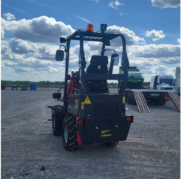 Fimaks ładowarka przegubowa LS33 - dostępna od ręki - Cargadora articulada: foto 2 Fimaks ładowarka przegubowa LS33 - dostępna od ręki - Cargadora articulada: foto 2