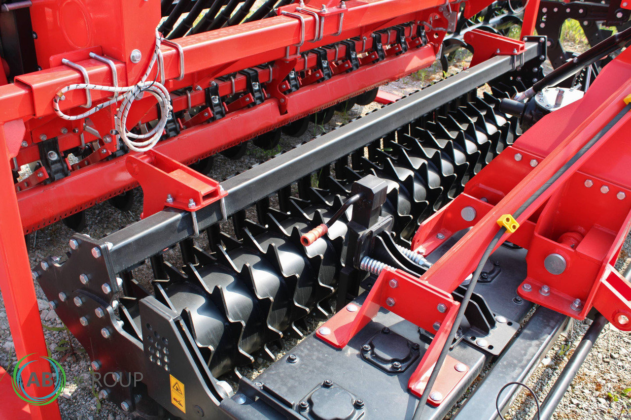 Ozdoken Ongun S300 power harrow - Grada rotativa: foto 3 Ozdoken Ongun S300 power harrow - Grada rotativa: foto 3
