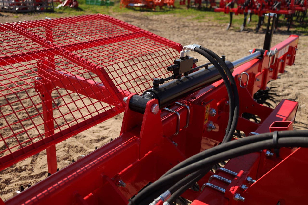 Ozdoken rotary weeder Rotokul 6,2 m - Equipo para trabajo del suelo: foto 5 Ozdoken rotary weeder Rotokul 6,2 m - Equipo para trabajo del suelo: foto 5