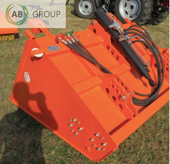 Pomarol self-loading sand spreader PS150, 1.3 m - Esparcidor de sal: foto 4 Pomarol self-loading sand spreader PS150, 1.3 m - Esparcidor de sal: foto 4