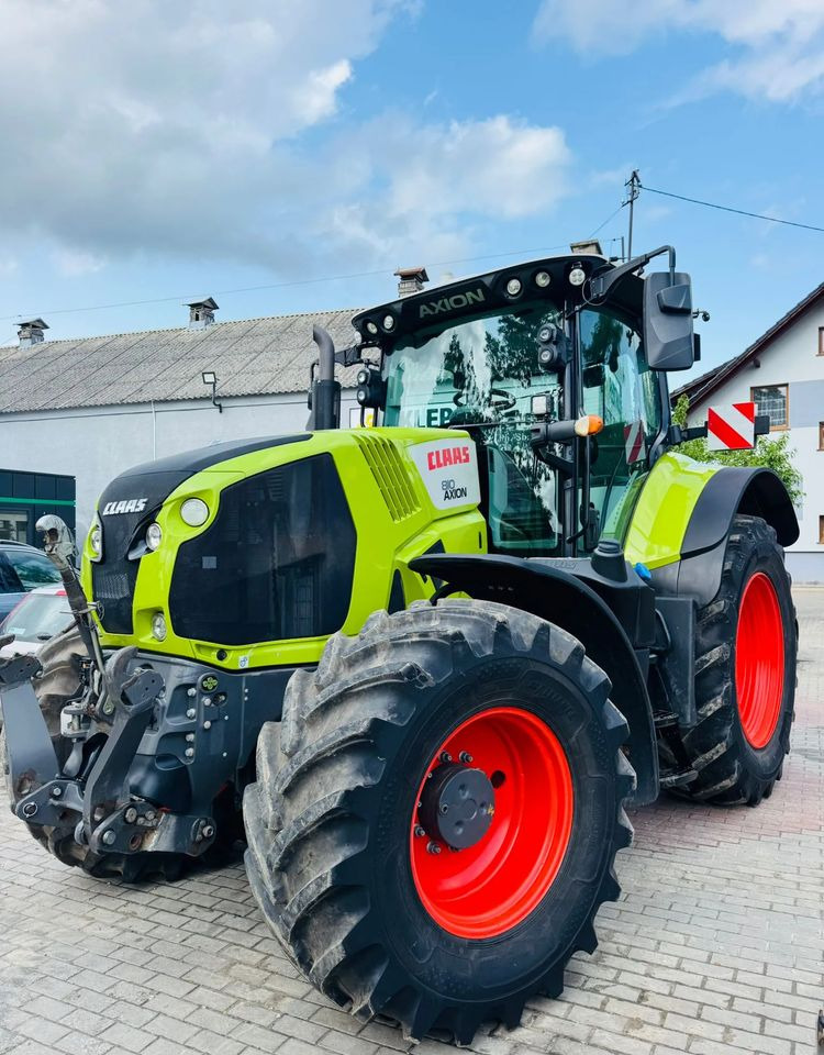 Claas Axion 810 CMATIC - Tractor: foto 1 Claas Axion 810 CMATIC - Tractor: foto 1