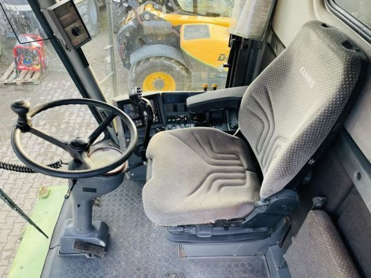 Claas MEDION 310 - Cosechadora de granos: foto 4 Claas MEDION 310 - Cosechadora de granos: foto 4