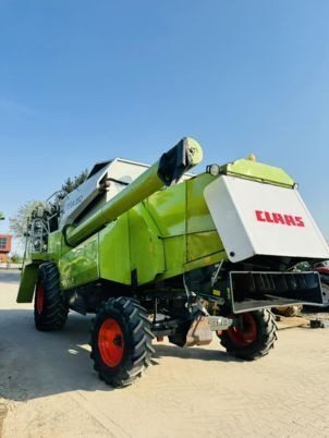 Claas MEGA 350 - Cosechadora de granos: foto 4 Claas MEGA 350 - Cosechadora de granos: foto 4