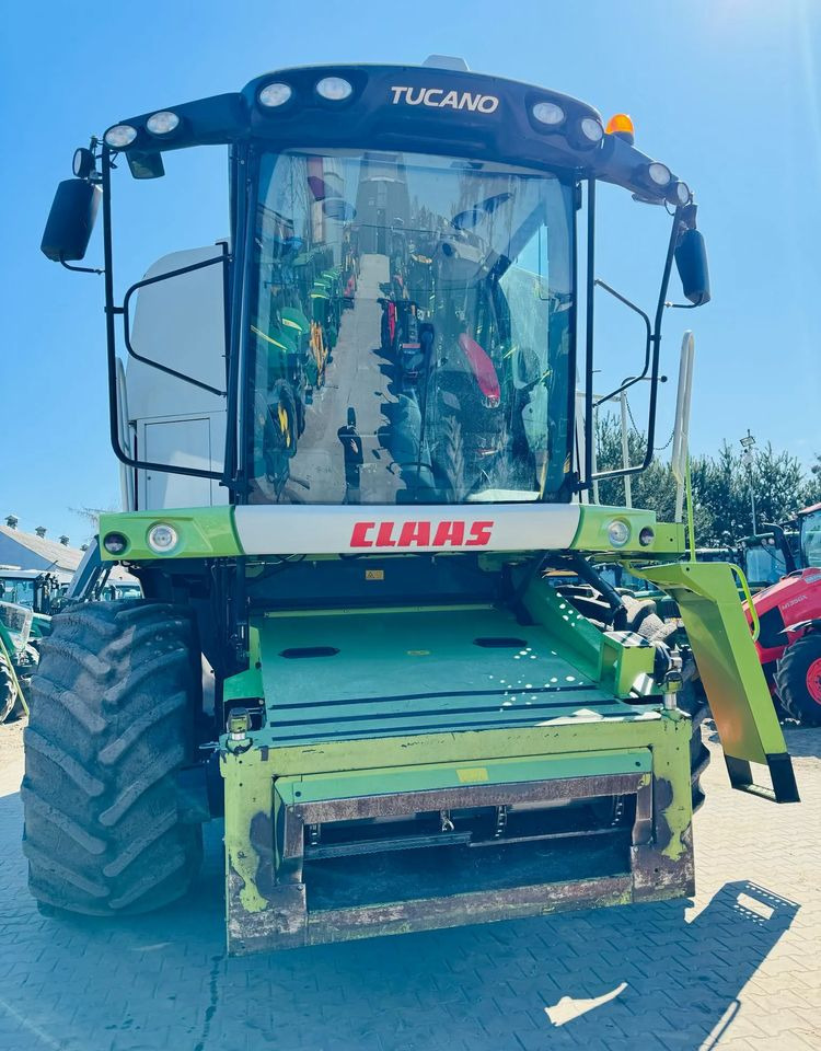 Claas Tucano 450 - Cosechadora de granos: foto 4 Claas Tucano 450 - Cosechadora de granos: foto 4