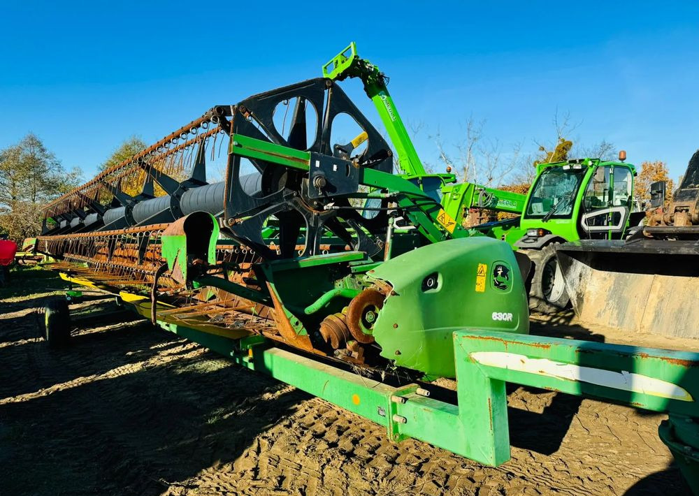 John Deere 630R - Cabezal de grano: foto 1 John Deere 630R - Cabezal de grano: foto 1
