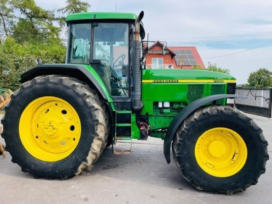 John Deere 7710 - Tractor: foto 1 John Deere 7710 - Tractor: foto 1