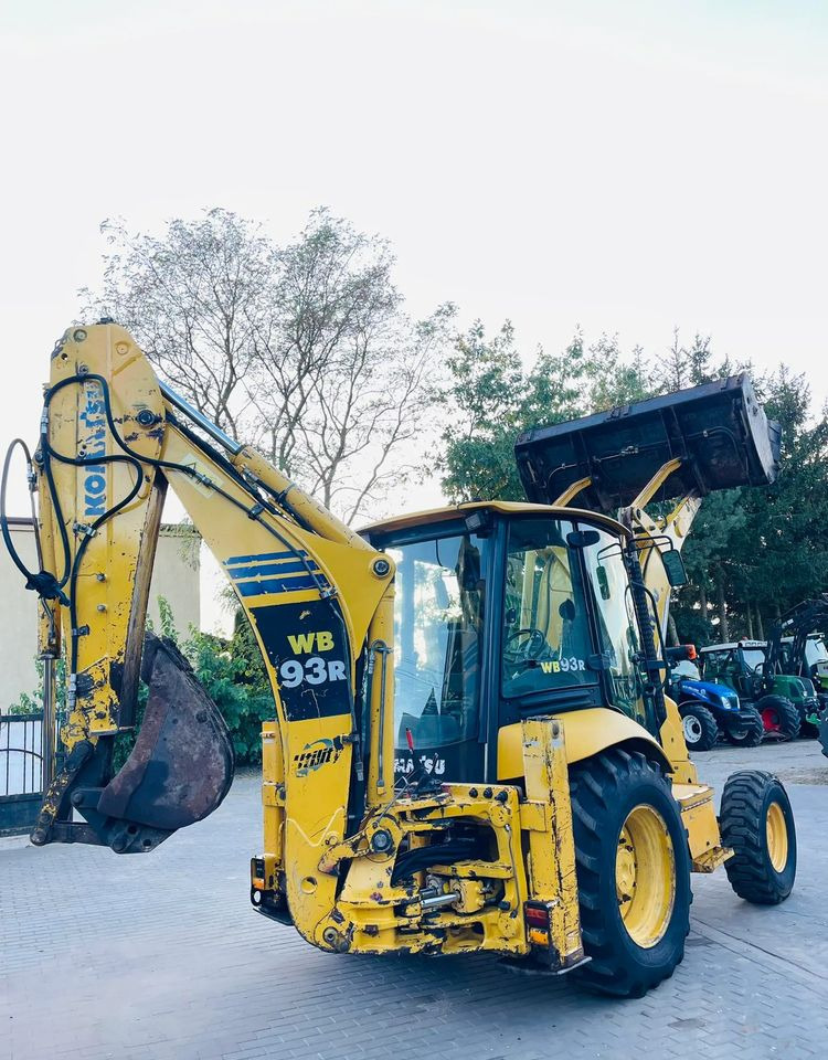 Retroexcavadora Komatsu WB93R: foto 7