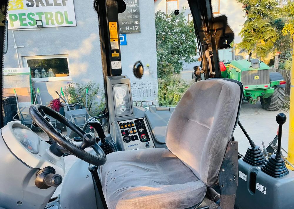 Retroexcavadora Komatsu WB93R: foto 11
