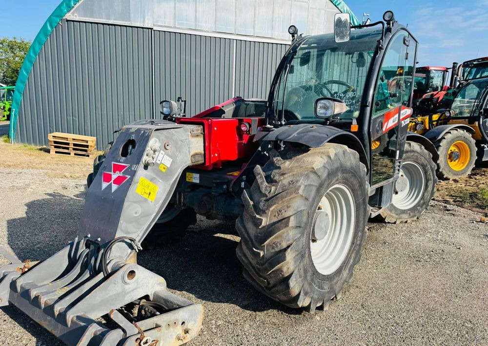 Massey Ferguson TH 70.38 - Manipulador telescópico: foto 2 Massey Ferguson TH 70.38 - Manipulador telescópico: foto 2