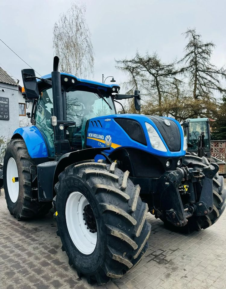 New Holland T7.230 AUTOCOMMAND - Tractor: foto 2 New Holland T7.230 AUTOCOMMAND - Tractor: foto 2
