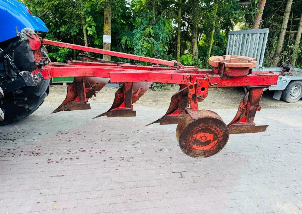 Unia - Arado: foto 1 Unia - Arado: foto 1