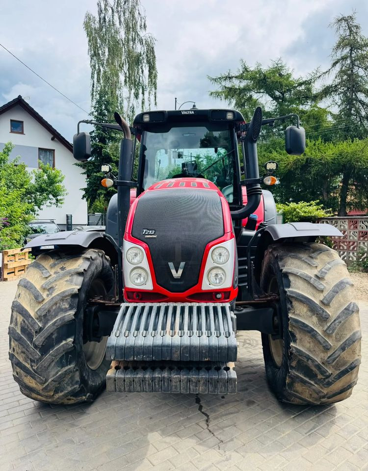Valtra T213 Versu Unlimited - Tractor: foto 5 Valtra T213 Versu Unlimited - Tractor: foto 5