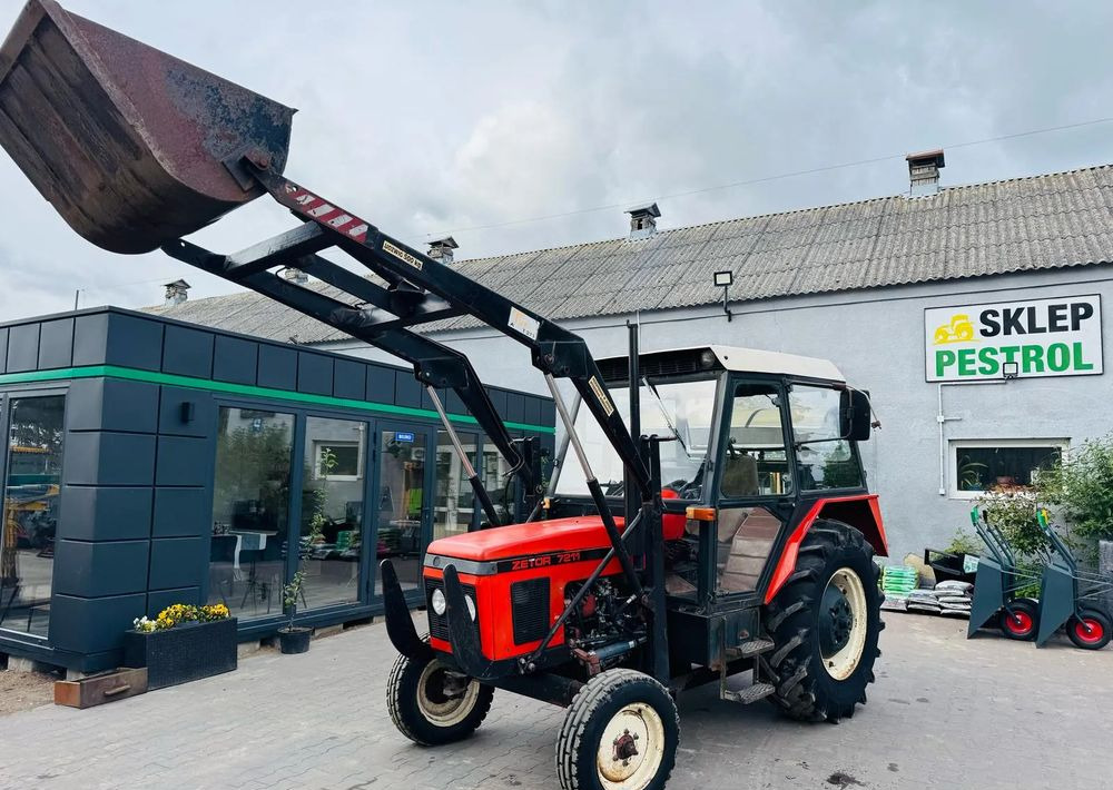 Zetor 7211 - Tractor: foto 1 Zetor 7211 - Tractor: foto 1