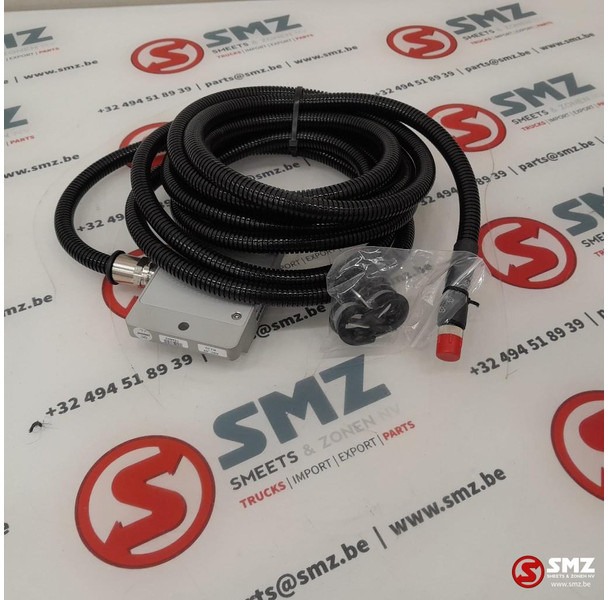 Caterpillar Acceleratiesensor Caterpillar - Sensor: foto 3 Caterpillar Acceleratiesensor Caterpillar - Sensor: foto 3