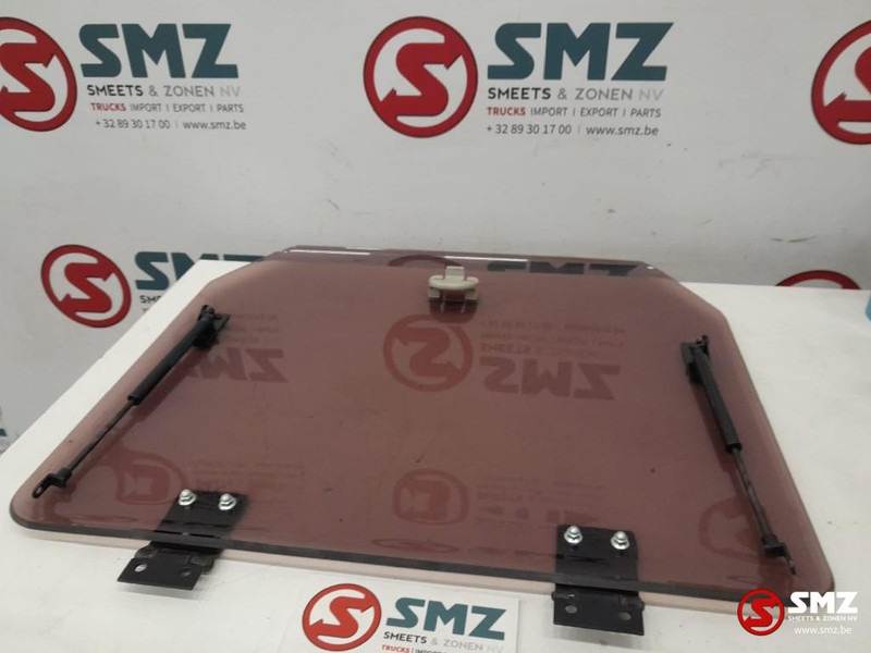 Caterpillar Hatch roof Caterpillar - Ventana y piezas para Equipo de manutención: foto 2 Caterpillar Hatch roof Caterpillar - Ventana y piezas para Equipo de manutención: foto 2