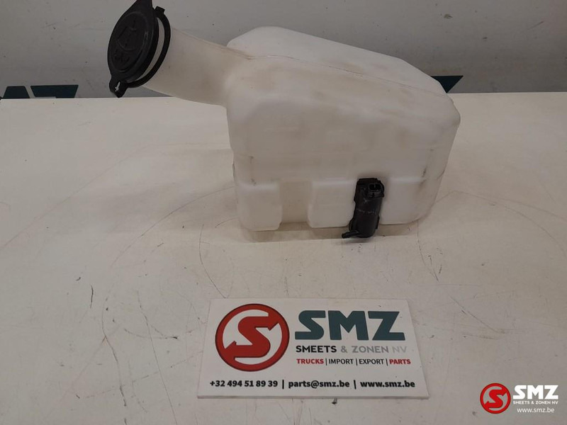 Caterpillar Window washer tank Caterpillar - Limpiaparabrisas para Equipo de manutención: foto 1 Caterpillar Window washer tank Caterpillar - Limpiaparabrisas para Equipo de manutención: foto 1
