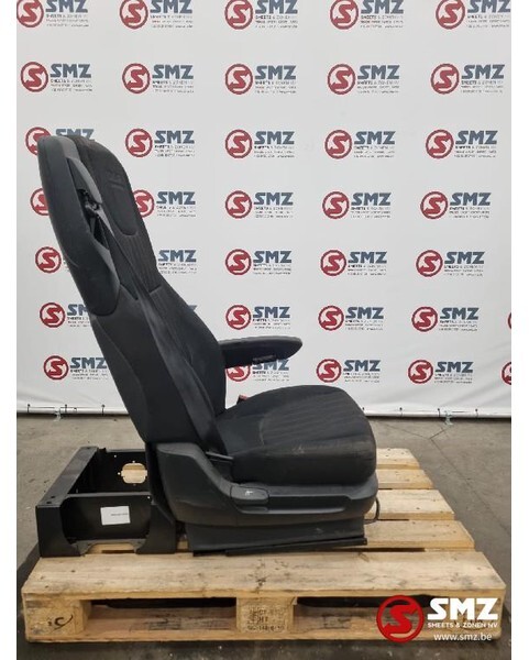 DAF Occ bijrijdersstoel DAF XF 2104712 - Cabina e interior para Camión: foto 2 DAF Occ bijrijdersstoel DAF XF 2104712 - Cabina e interior para Camión: foto 2