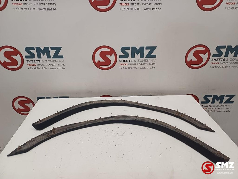 DAF Occ set spatbordkappen L/R DAF - Carrocería y exterior para Camión: foto 2 DAF Occ set spatbordkappen L/R DAF - Carrocería y exterior para Camión: foto 2