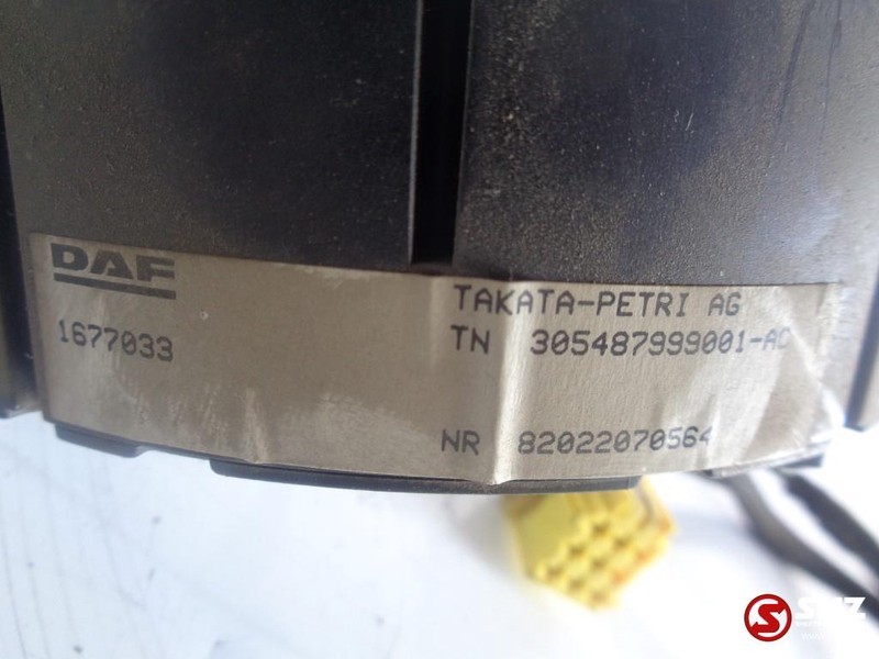 DAF Occ sleepring daf xf105 - Sistema eléctrico para Camión: foto 2 DAF Occ sleepring daf xf105 - Sistema eléctrico para Camión: foto 2