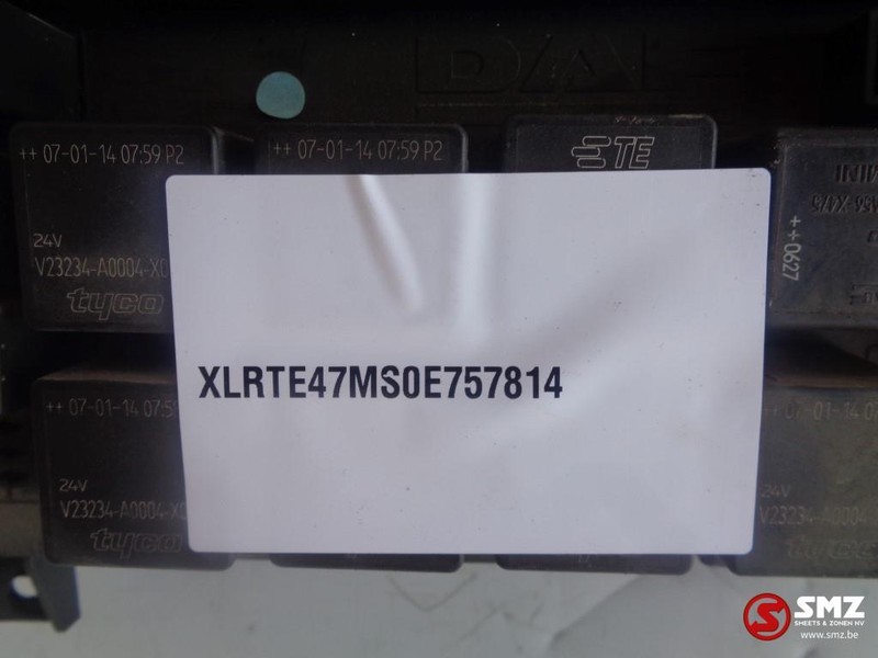 DAF Occ zekeringkast XF105 - Fusible para Camión: foto 2 DAF Occ zekeringkast XF105 - Fusible para Camión: foto 2