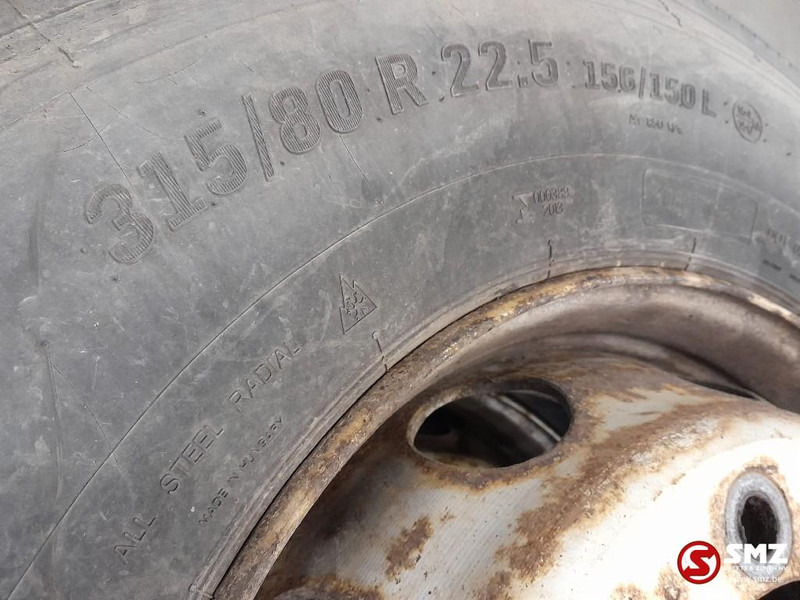 Diversen Occ vrachtwagenband Apollo 315/80R22.5 156/150L - Neumático para Camión: foto 4 Diversen Occ vrachtwagenband Apollo 315/80R22.5 156/150L - Neumático para Camión: foto 4