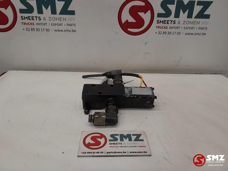 HYVA Occ hydraulisch ventiel Hyva - Depósito hidráulico para Camión: foto 1 HYVA Occ hydraulisch ventiel Hyva - Depósito hidráulico para Camión: foto 1