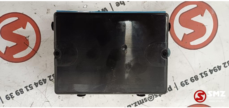 Iveco Occ ECU EM regeleenheid Iveco - Unidad de control para Camión: foto 2 Iveco Occ ECU EM regeleenheid Iveco - Unidad de control para Camión: foto 2