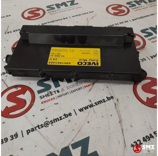 Iveco Occ ECU MET BL regeleenheid Iveco - Unidad de control para Camión: foto 2 Iveco Occ ECU MET BL regeleenheid Iveco - Unidad de control para Camión: foto 2