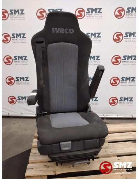Iveco Occ bijrijdersstoel Iveco - Cabina e interior para Camión: foto 1 Iveco Occ bijrijdersstoel Iveco - Cabina e interior para Camión: foto 1