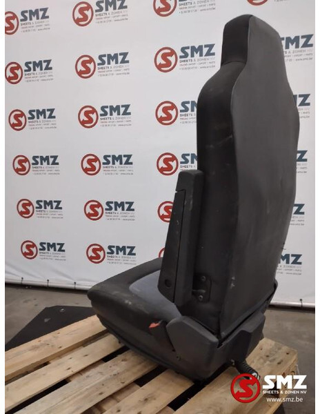 Iveco Occ bijrijdersstoel Iveco - Cabina e interior para Camión: foto 3 Iveco Occ bijrijdersstoel Iveco - Cabina e interior para Camión: foto 3